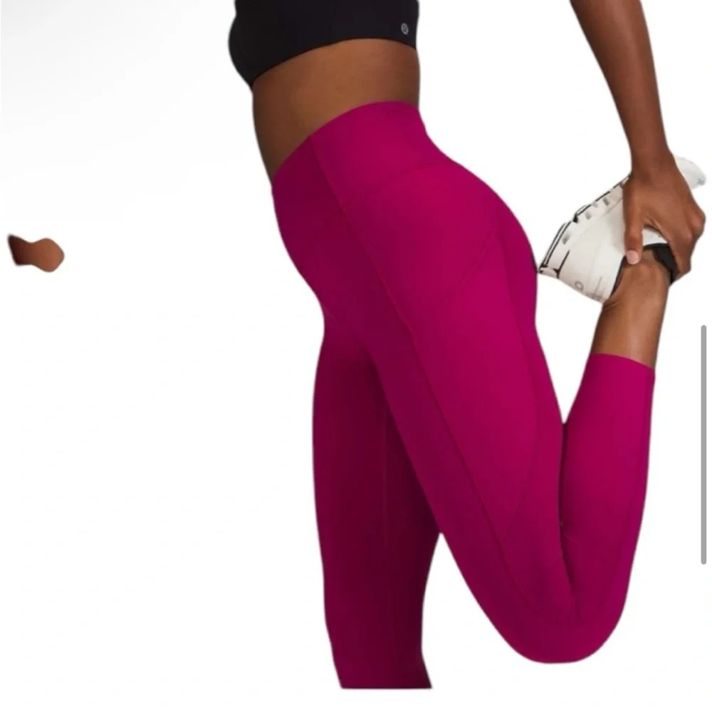 Lululemon Fast & Free High Rise Leggings‎ - Picture 12 of 12